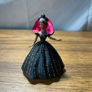 Hallmark Keepsake Ornament 1998 African-American 1st in Holiday Barbie Series